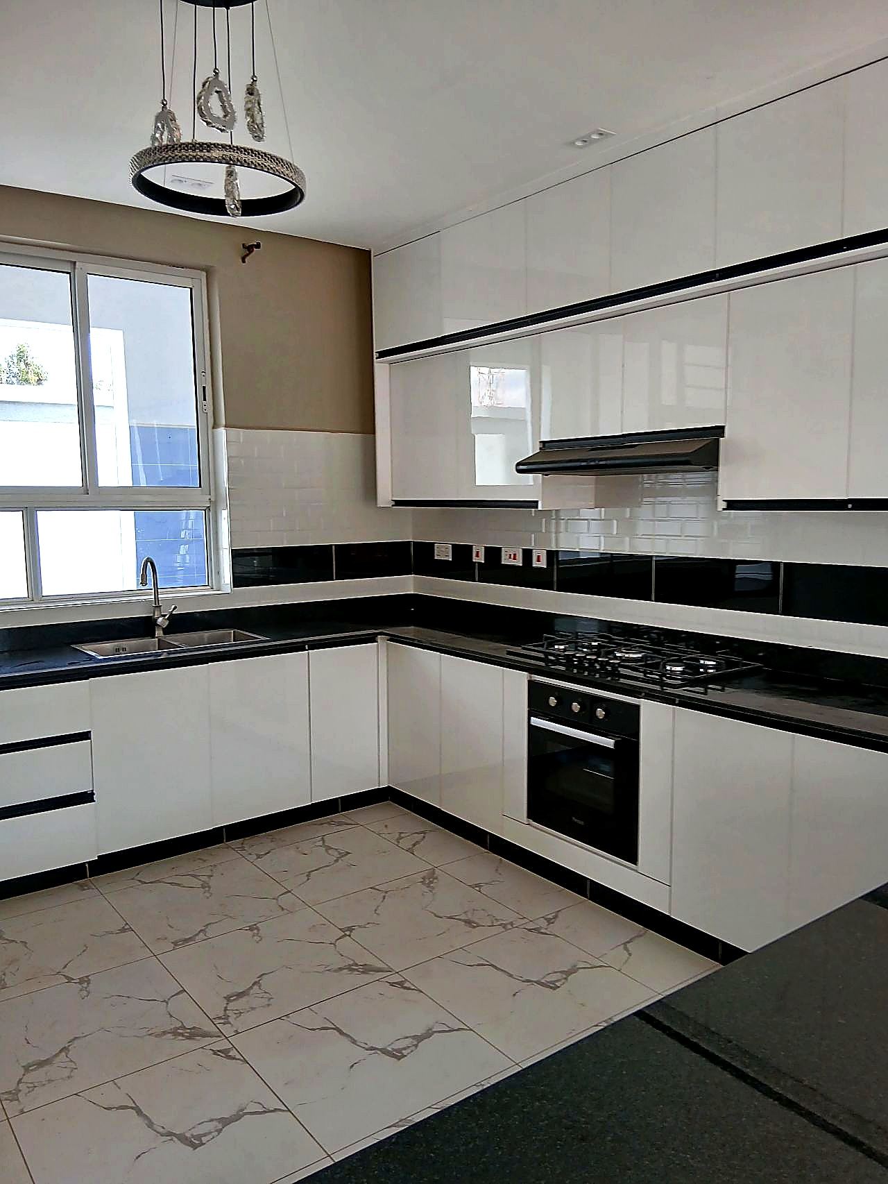Modern kitchen